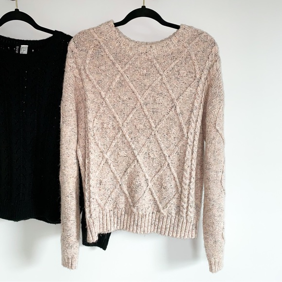 Bundle of Cable Knit Sweaters - Picture 4 of 9